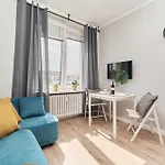 Museum Square By Renters * فروتسواف