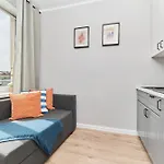 Museum Square By Renters شقة *