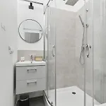 Museum Square By Renters شقة