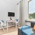 Museum Square By Renters *