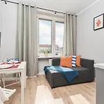 Museum Square By Renters شقة *