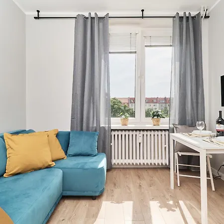 Apartment Museum Square By Renters