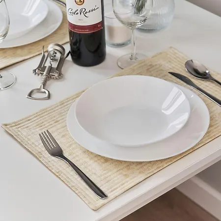 Apartment Museum Square By Renters *