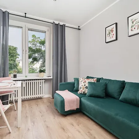 Apartment Museum Square By Renters