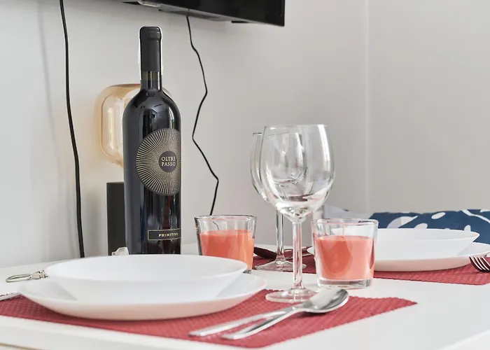 Museum Square By Renters * Breslavia