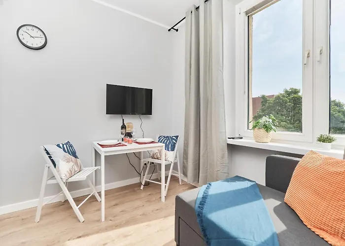 Museum Square By Renters *